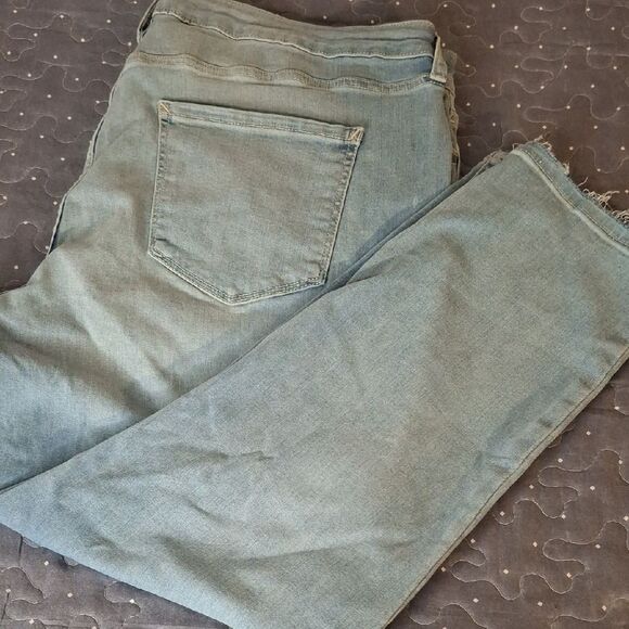 a.n.a Mid rise Ankle Skinny Jeans size 18 Petite NWT - Picture 1 of 10